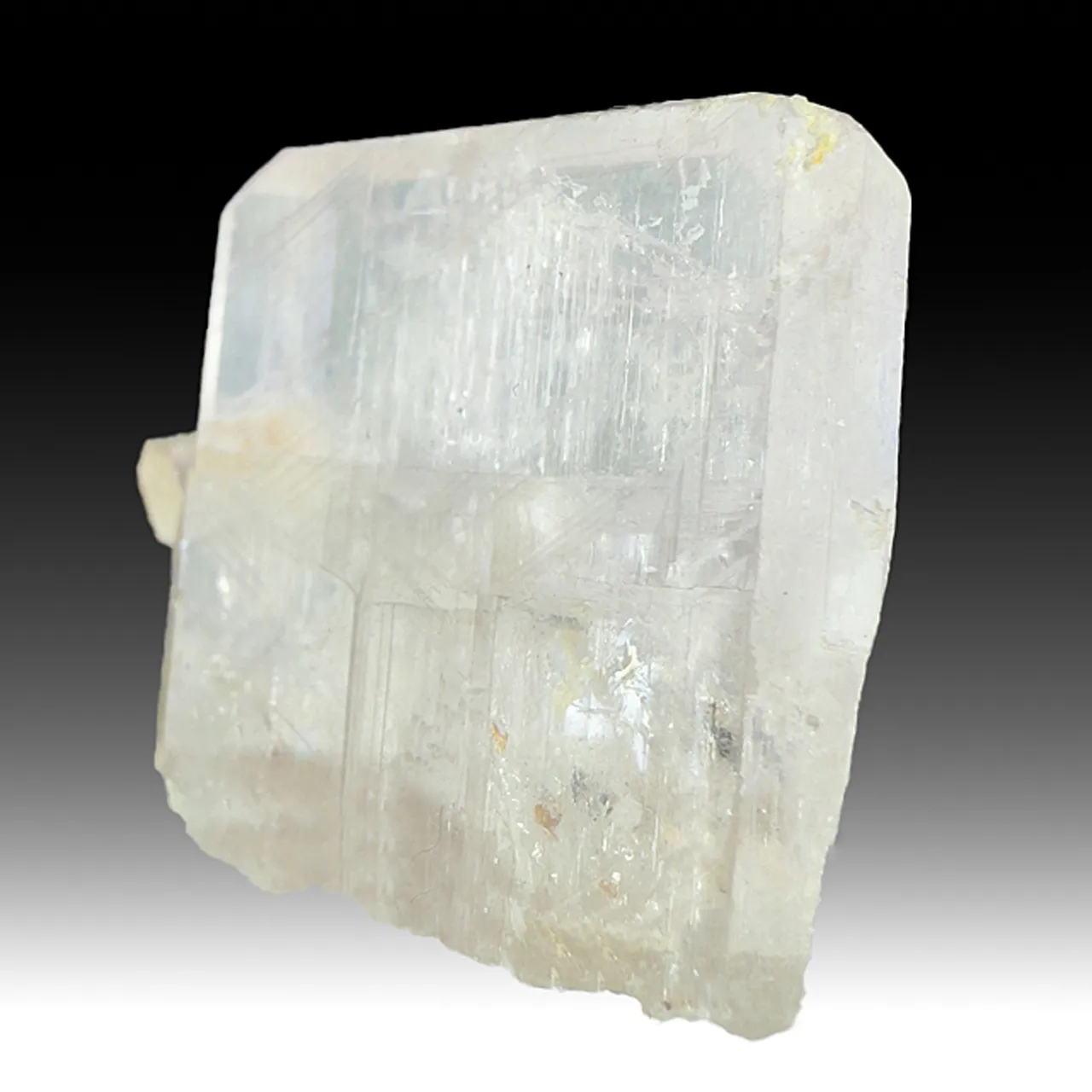 Fluorapatite - image 1