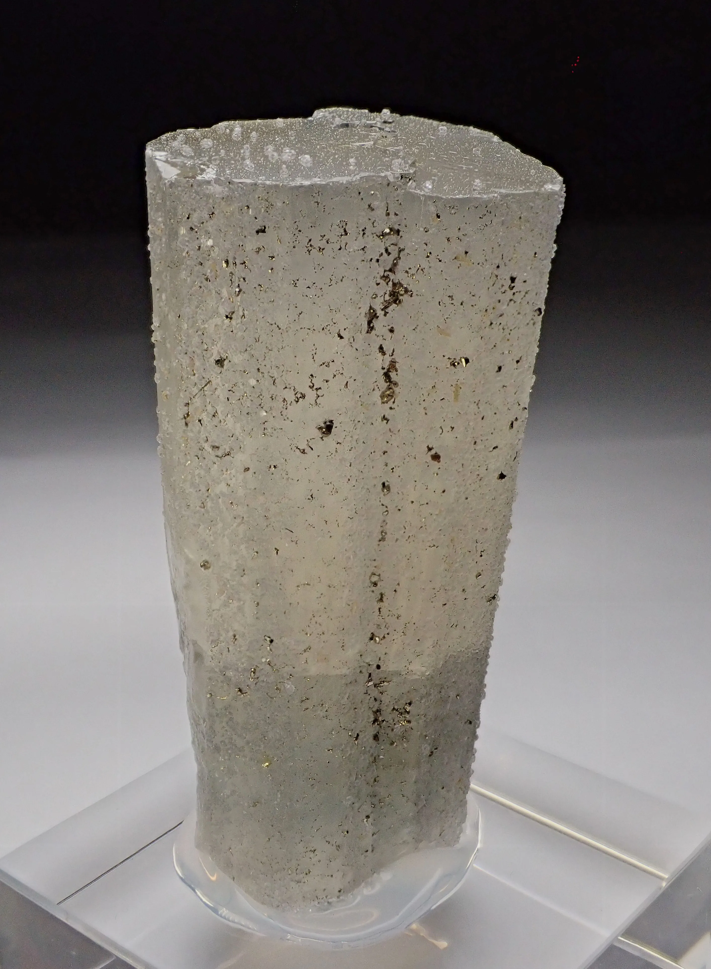 Fluorapatite - image 2