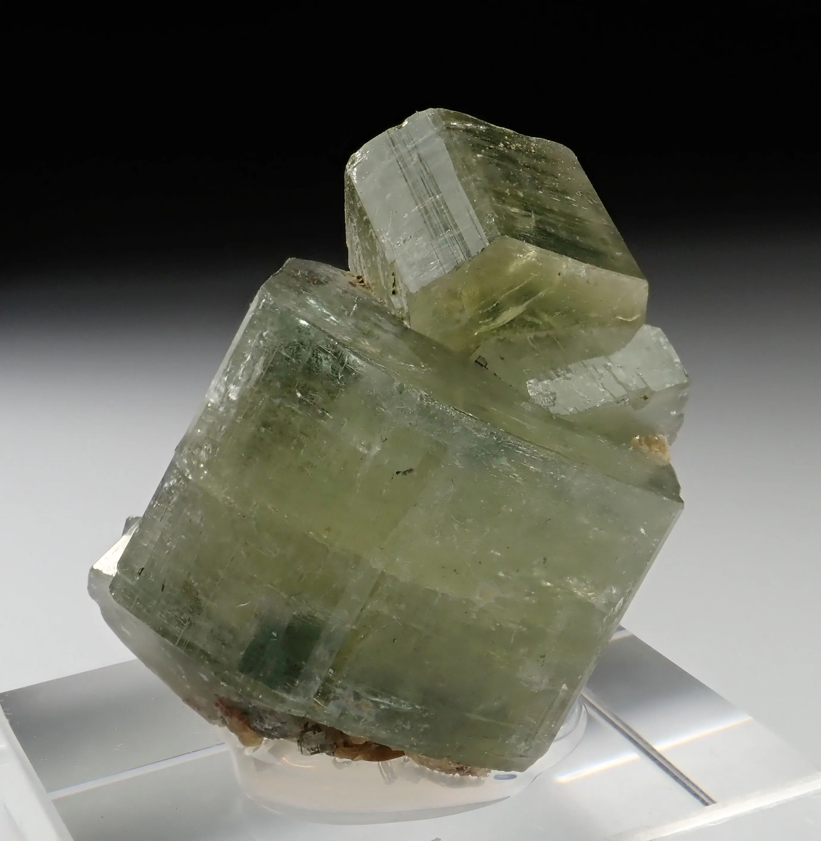Fluorapatite - image 1