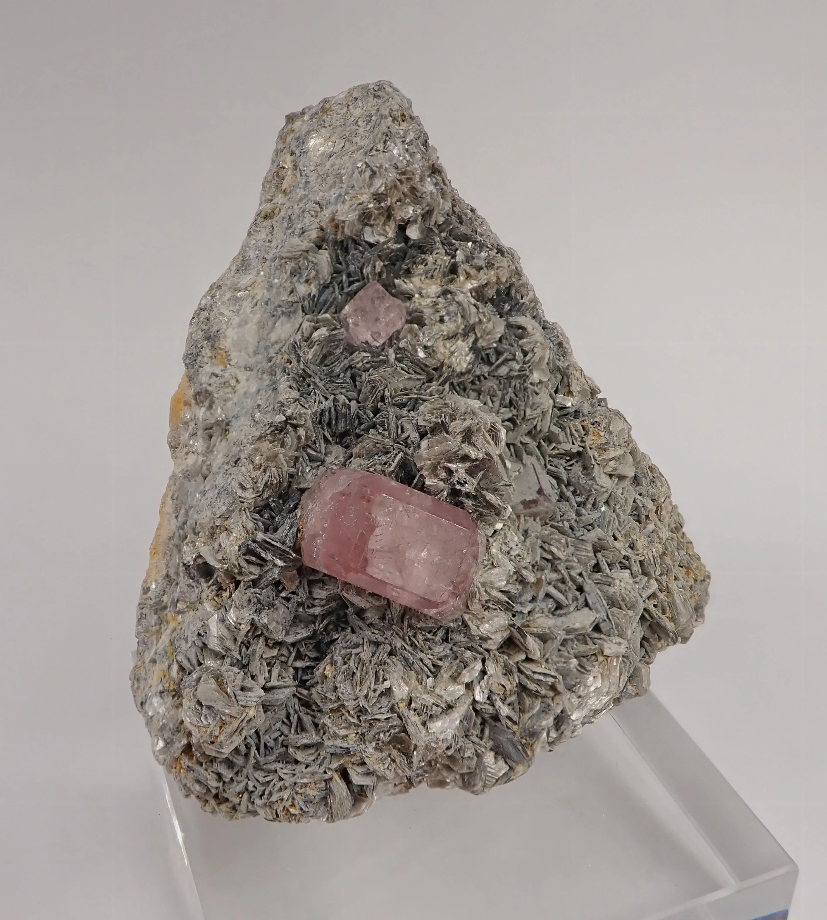 Fluorapatite - image 1