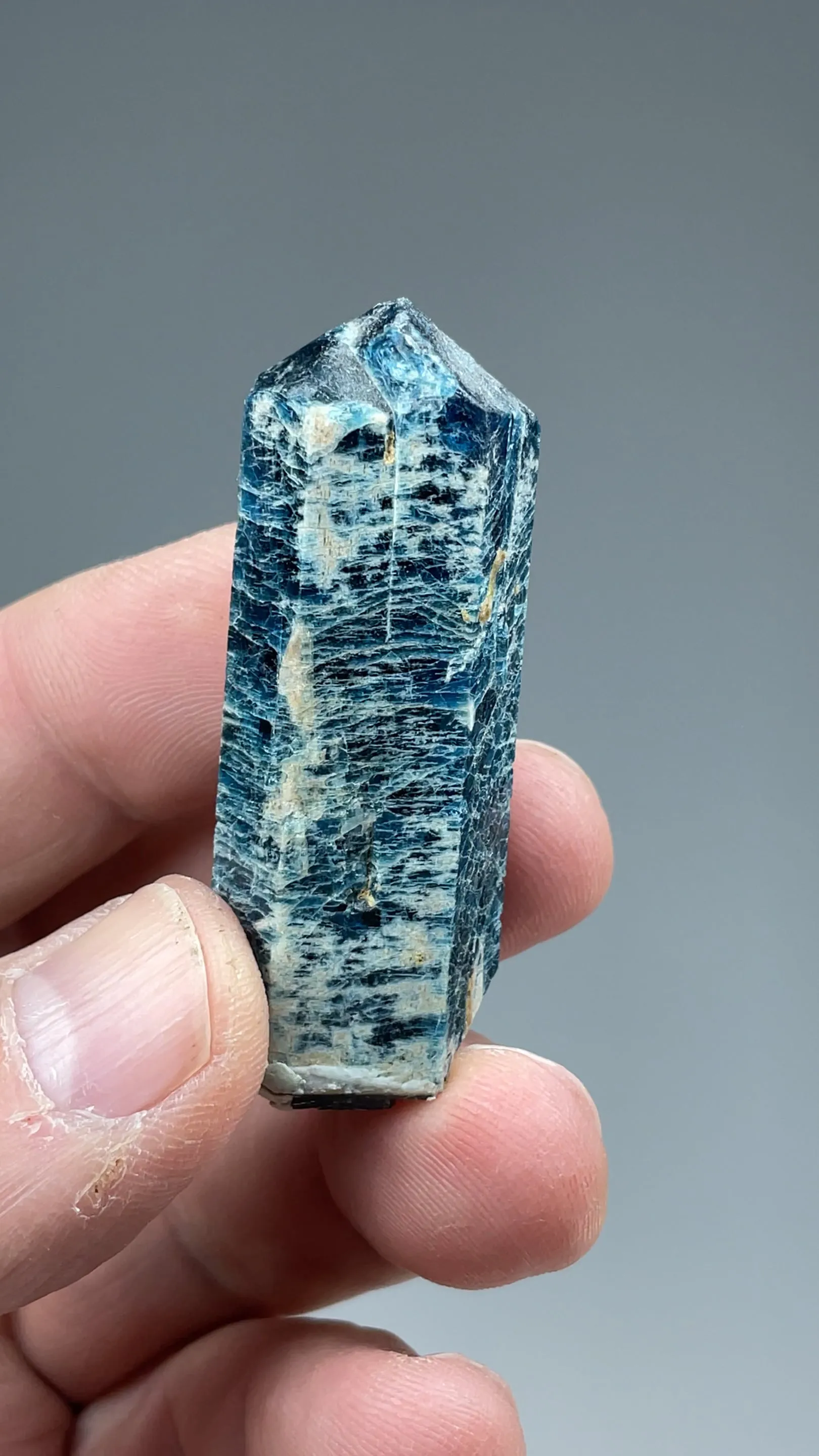 Fluorapatite - image 2