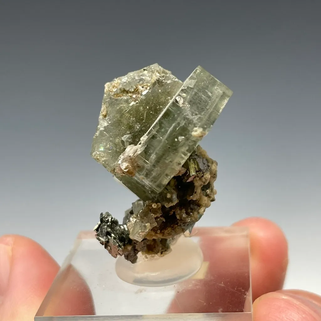 Fluorapatite - image 3