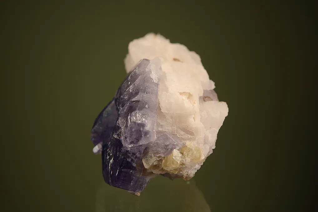 Fluorapatite - image 4