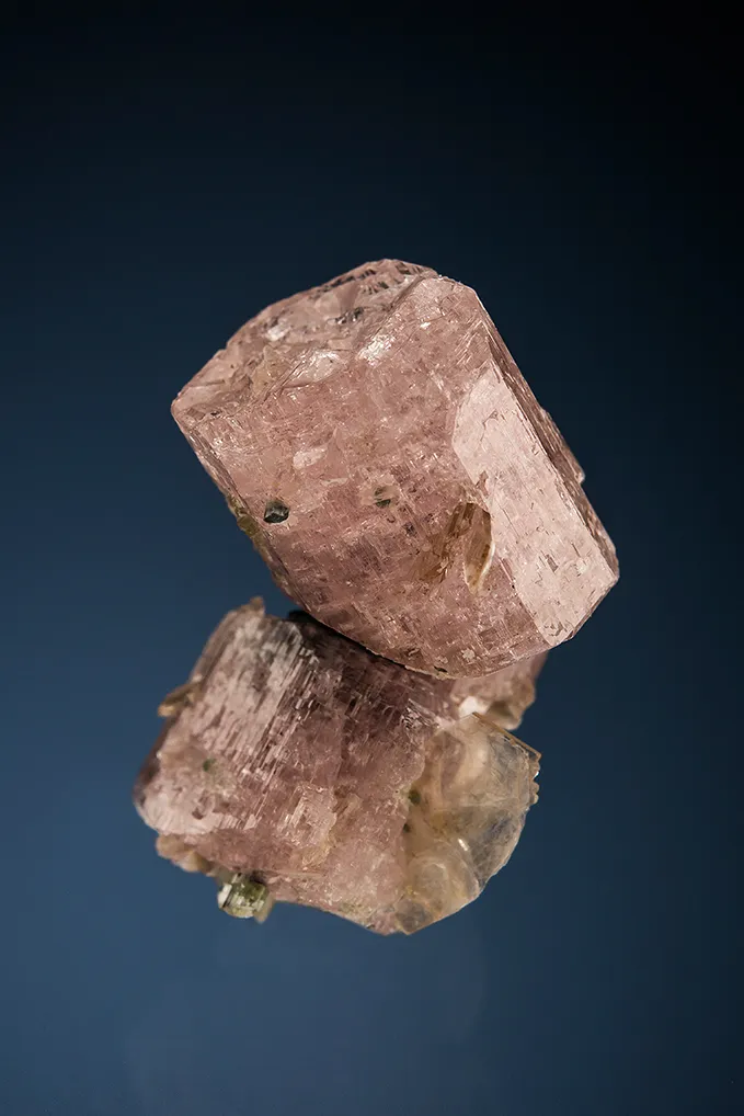 Fluorapatite image