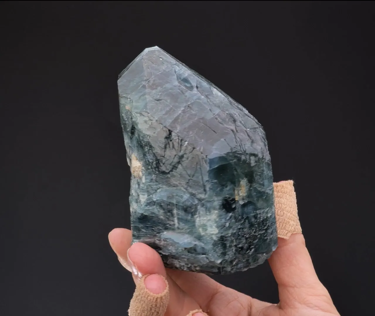 Fluorapatite - image 2