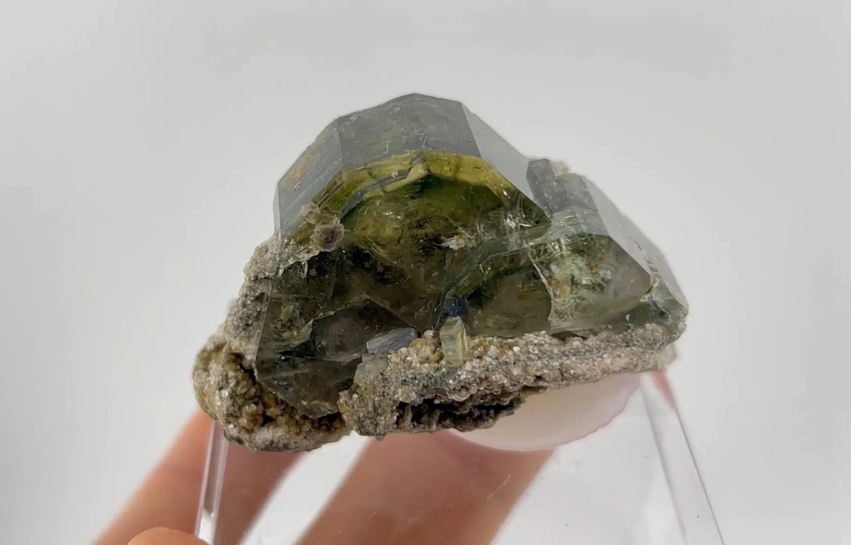 Fluorapatite - image 6