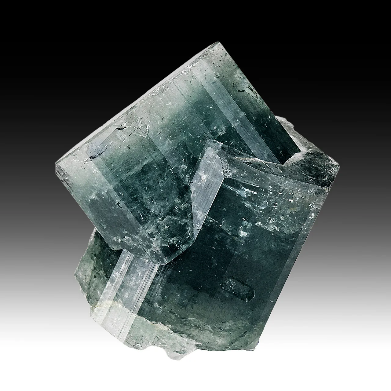 Fluorapatite - image 1