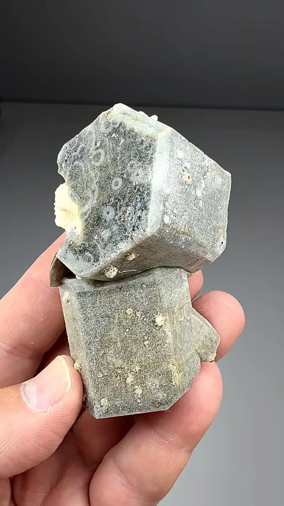 Fluorapatite (778) - image 2