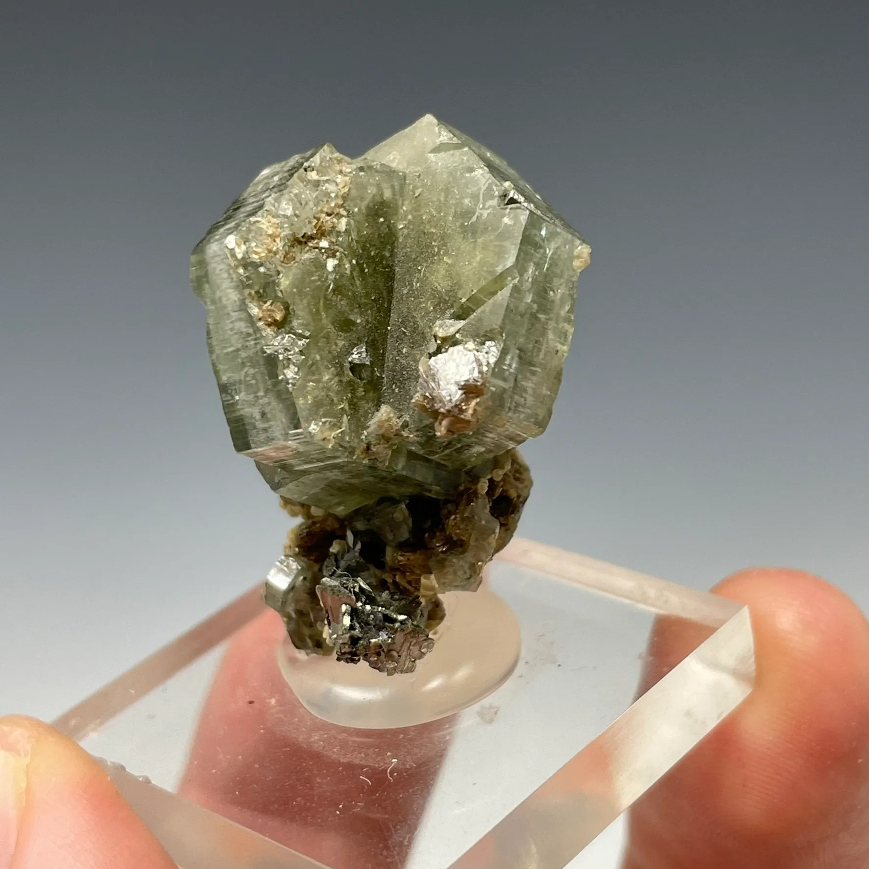 Fluorapatite - image 2