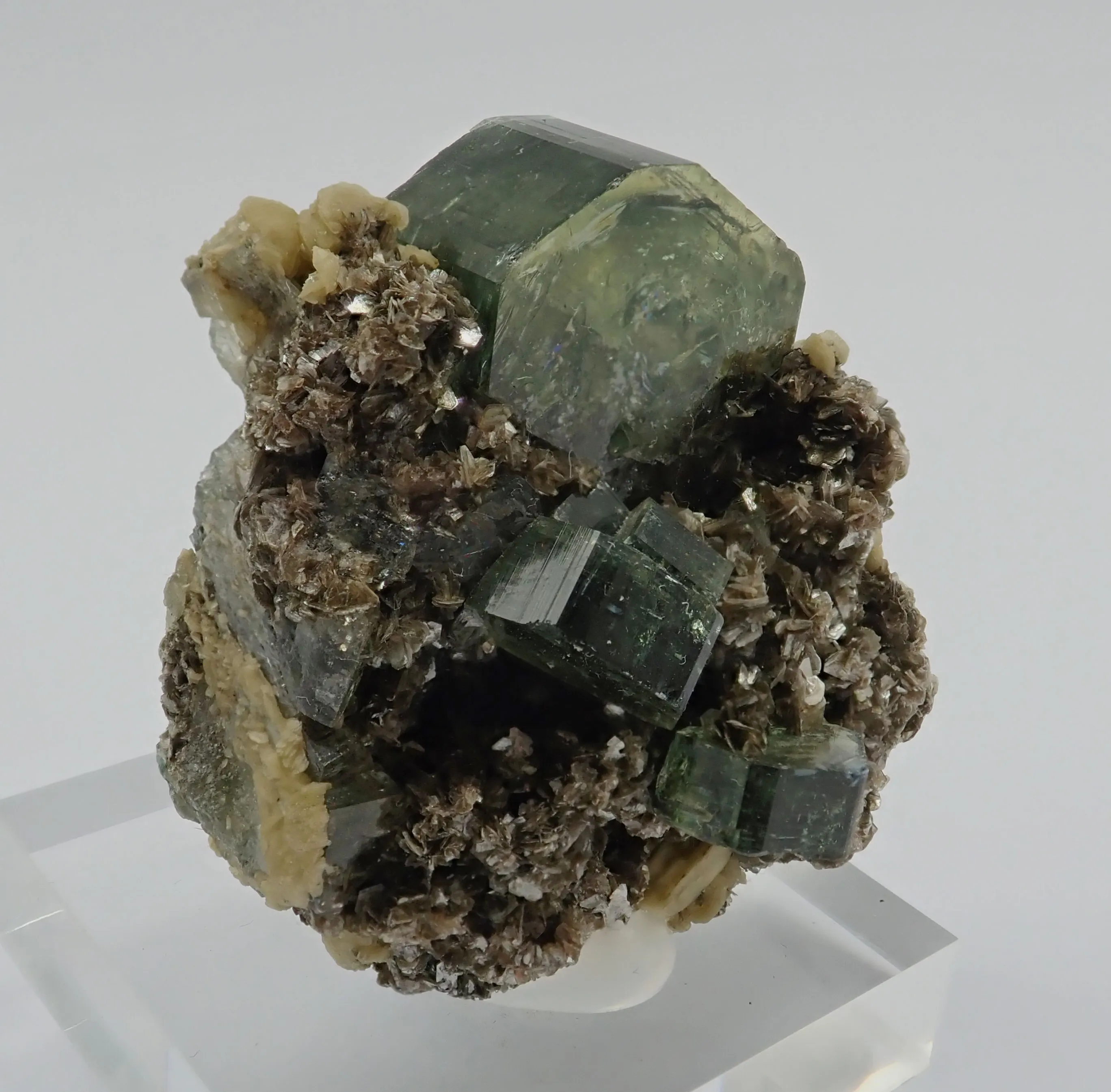 Fluorapatite - image 3
