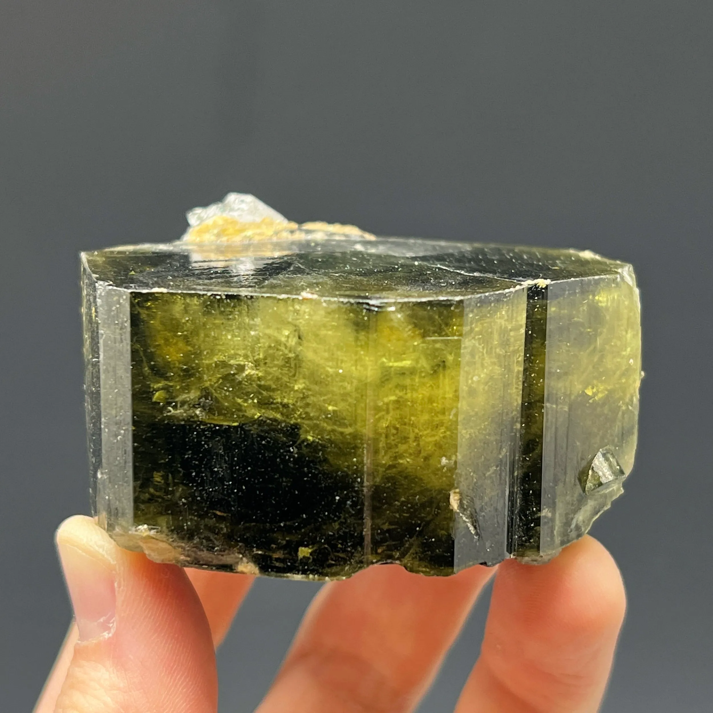 Fluorapatite - image 3