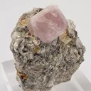 Fluorapatite - image 3