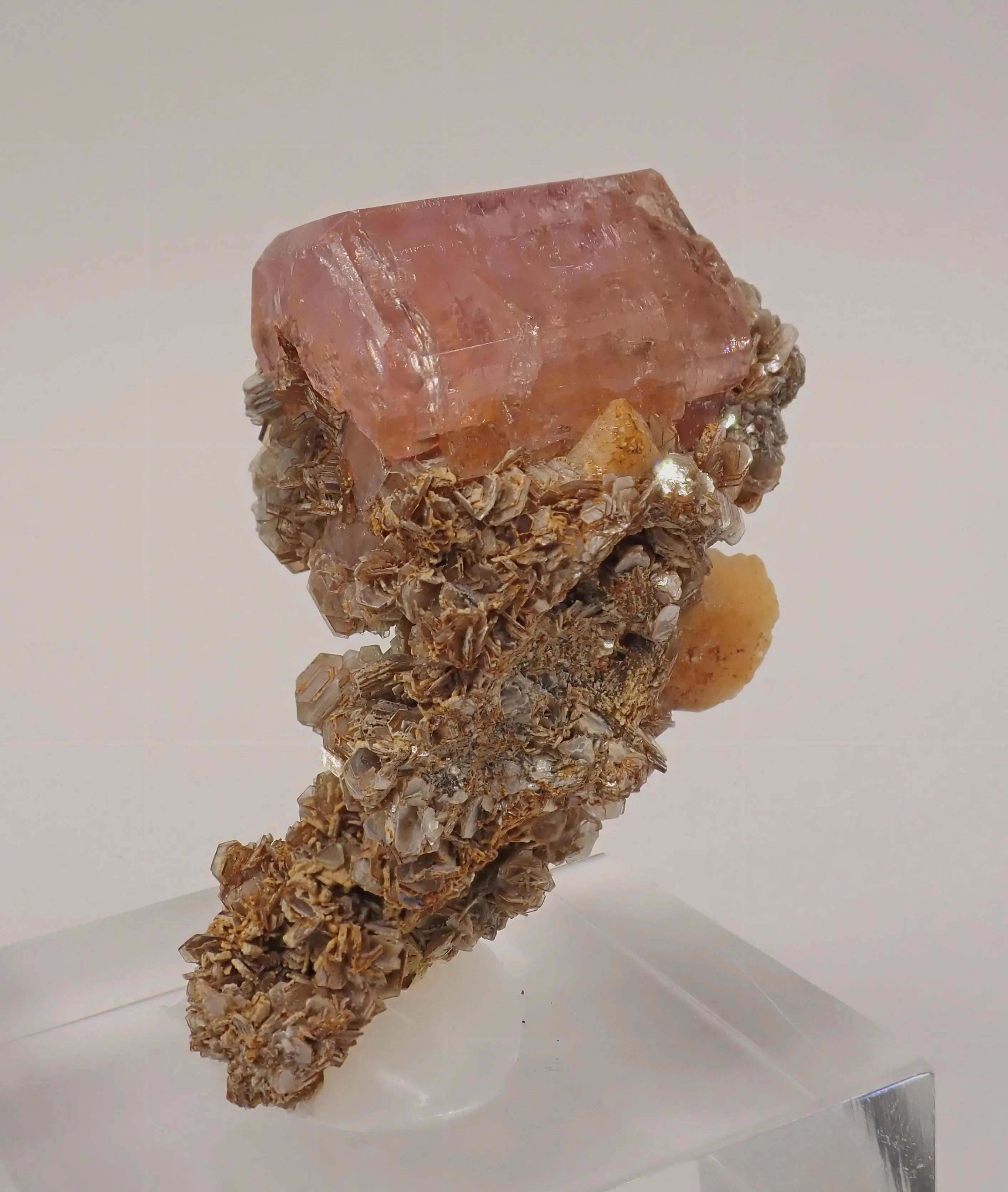 Fluorapatite - image 2