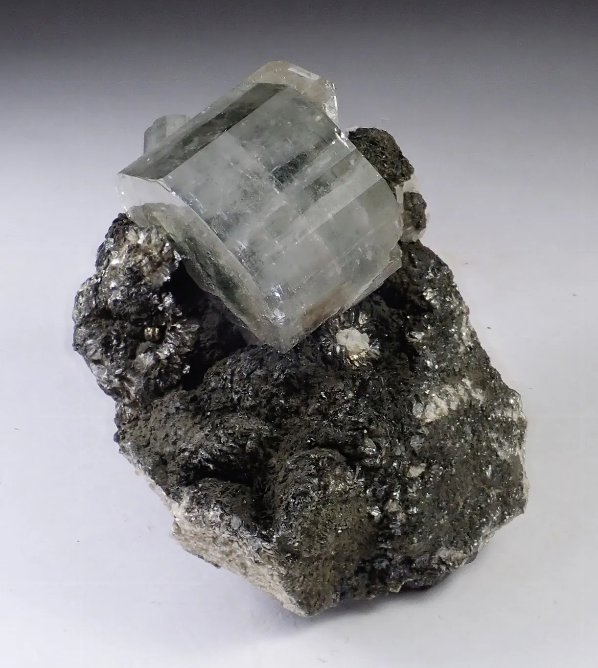 Fluorapatite - image 2