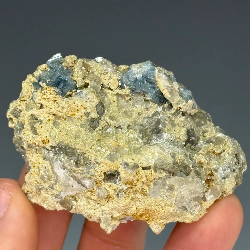 Fluorapatite image