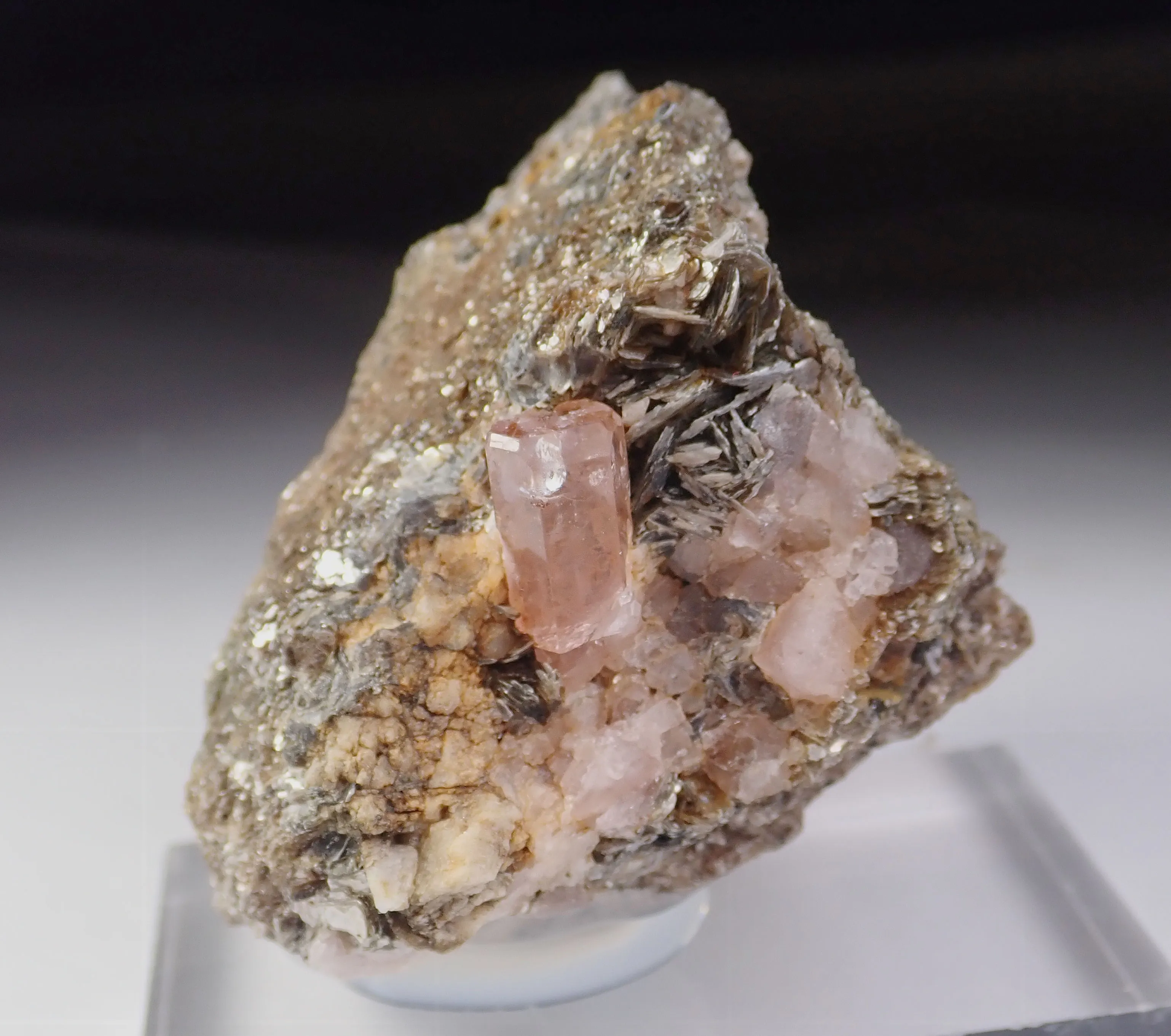 Fluorapatite - image 1