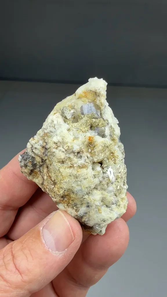 Fluorapatite - image 2