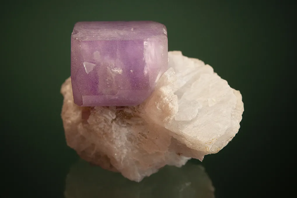 Fluorapatite - image 3