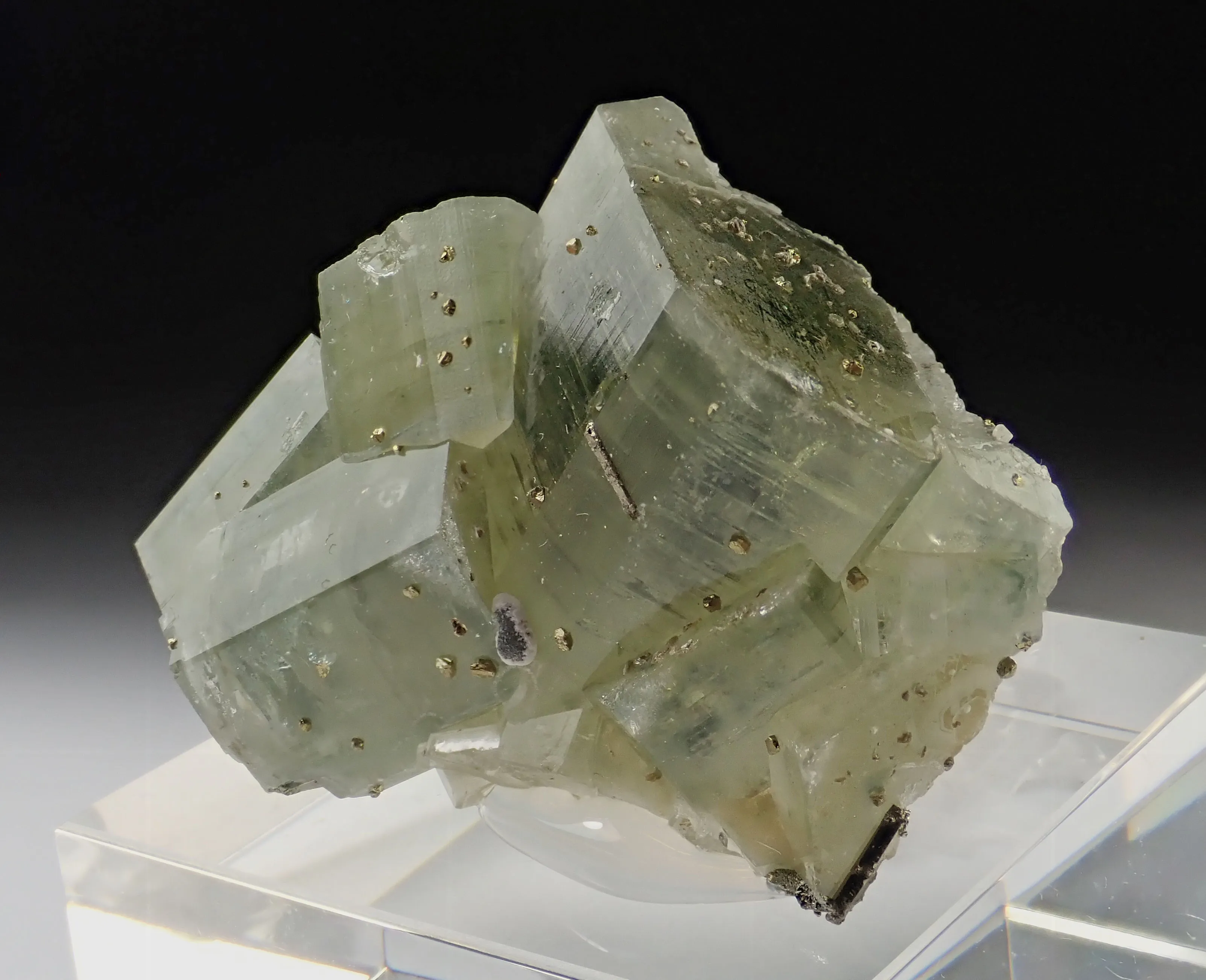 Fluorapatite - image 1