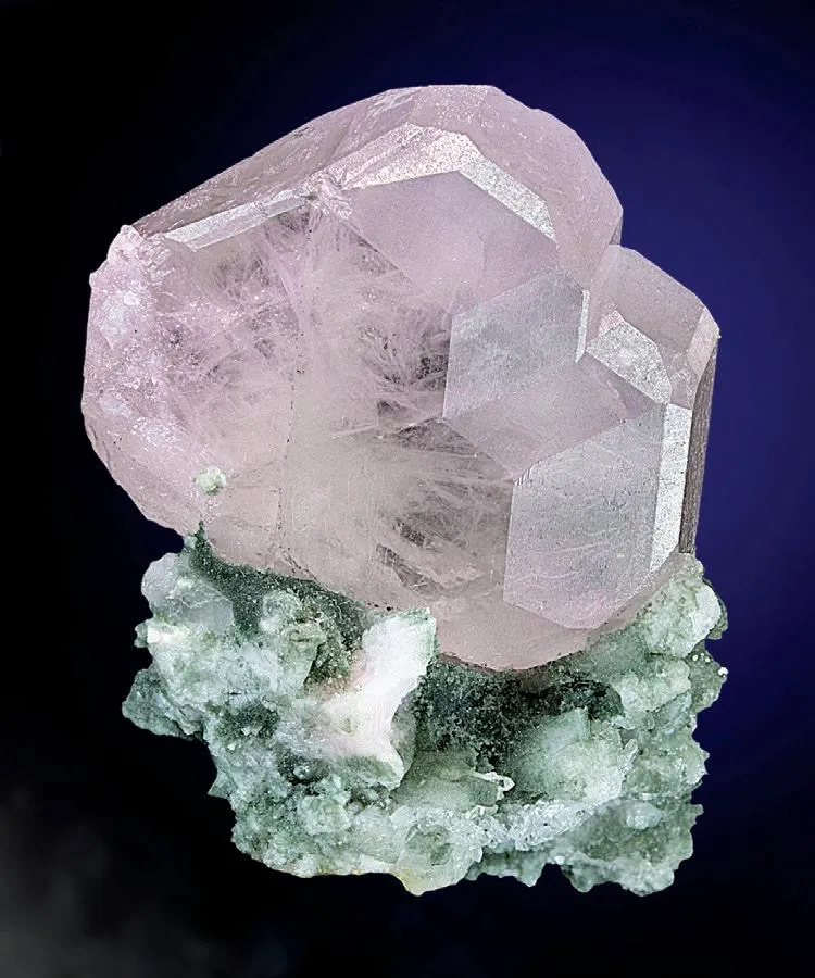 Fluorapatite, adularian Orthoclase image