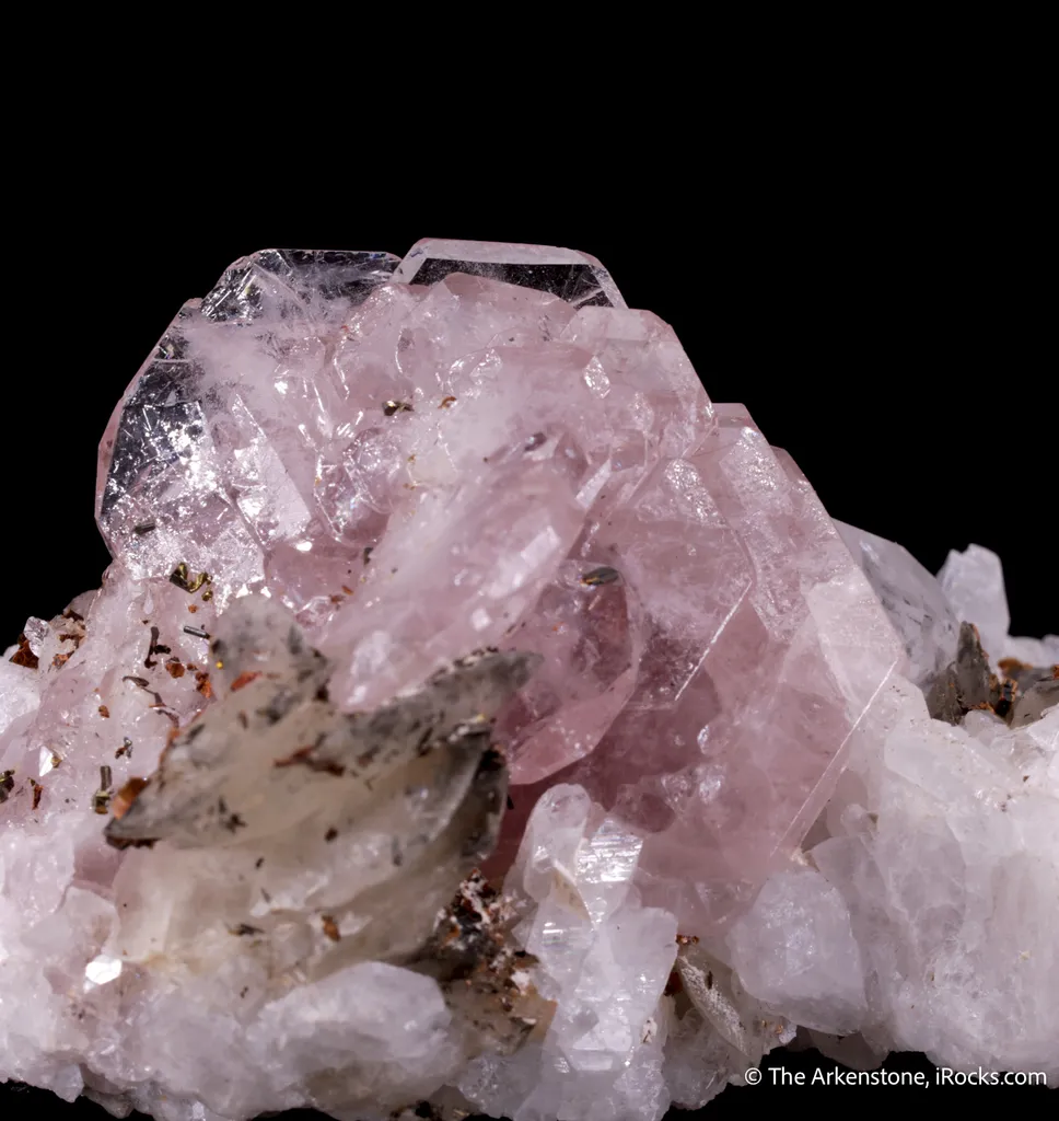 Fluorapatite and Albite with Cubanite - image 3