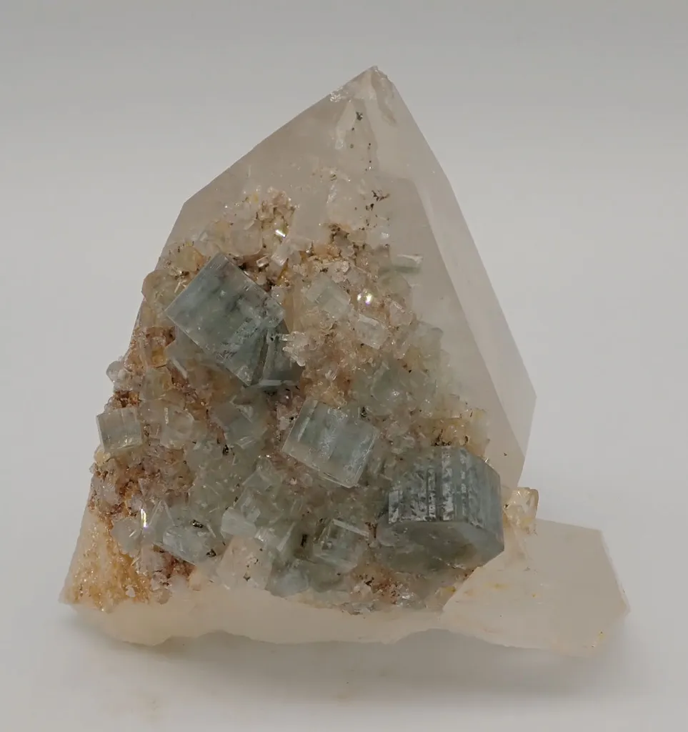 Fluorapatite and Quartz image