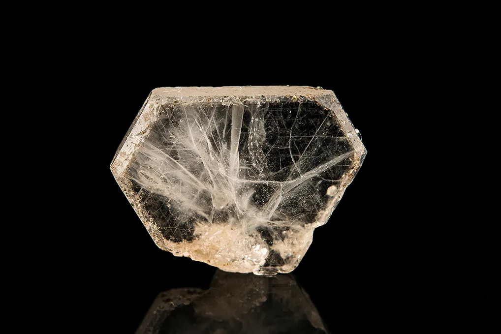 Fluorapatite image