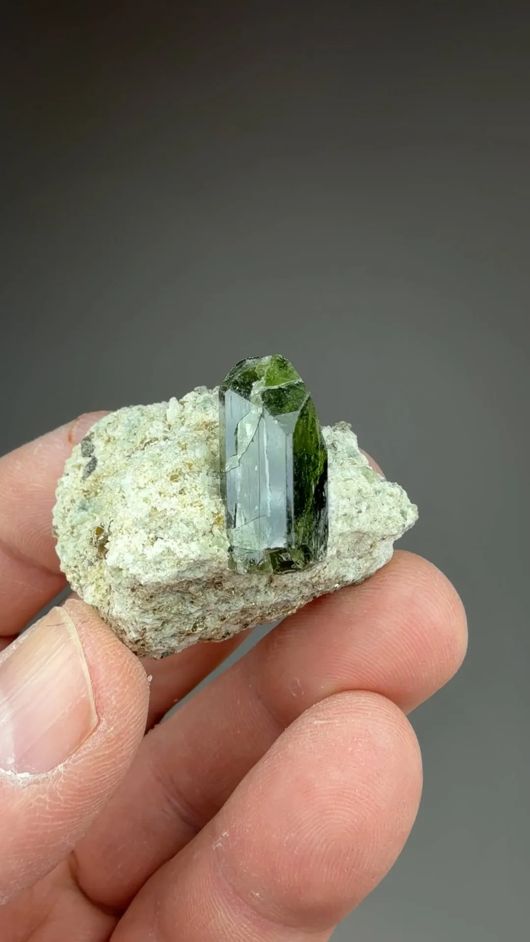 Fluorapatite - image 2