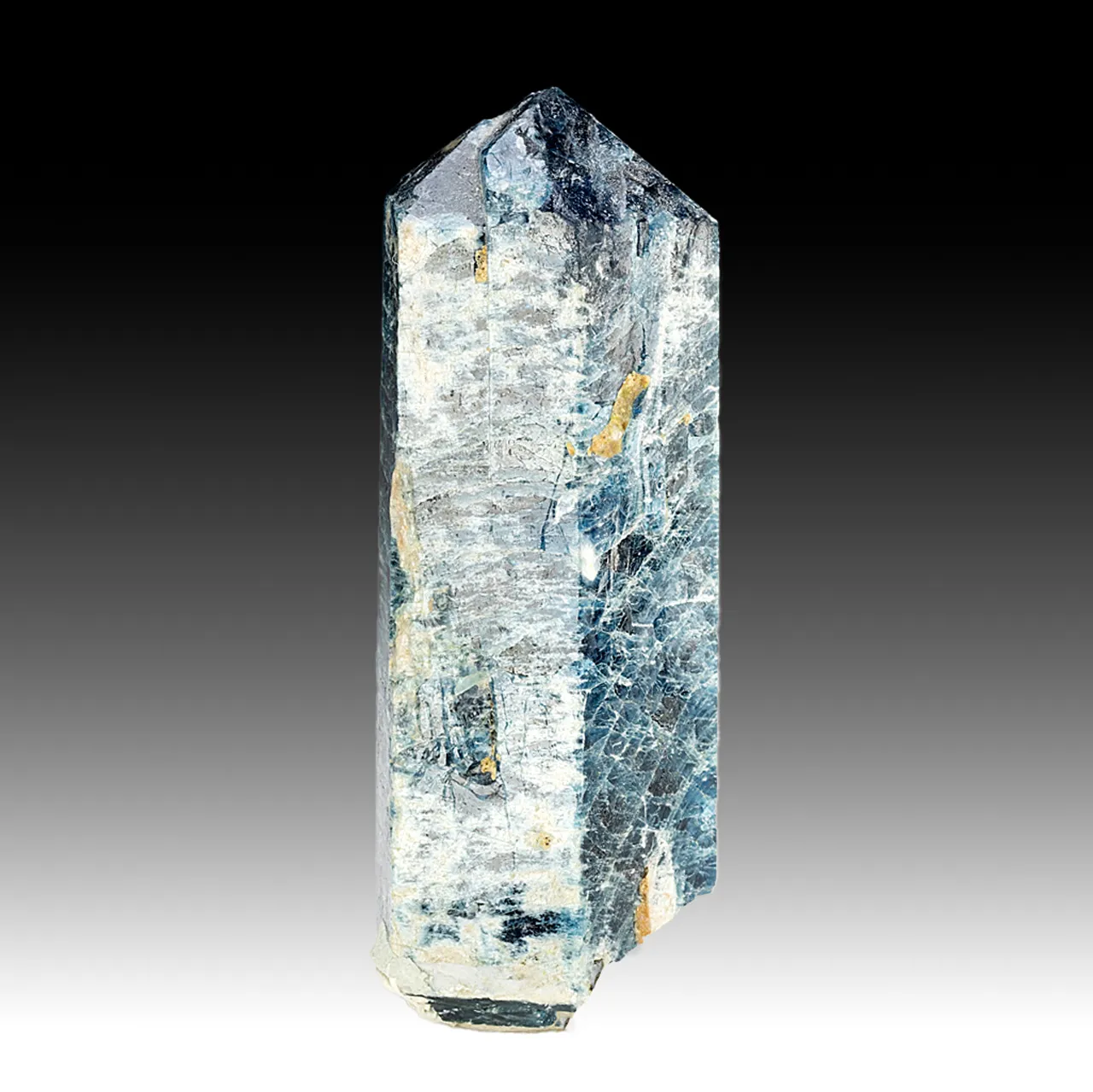 Fluorapatite - image 1