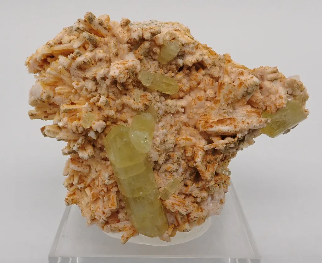 Fluorapatite - image 4