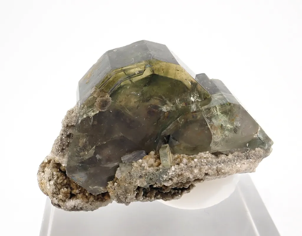 Fluorapatite image