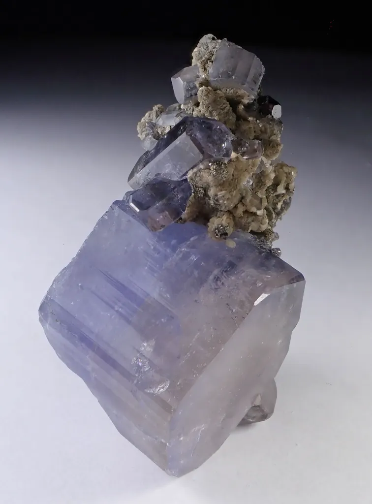 Fluorapatite - image 2