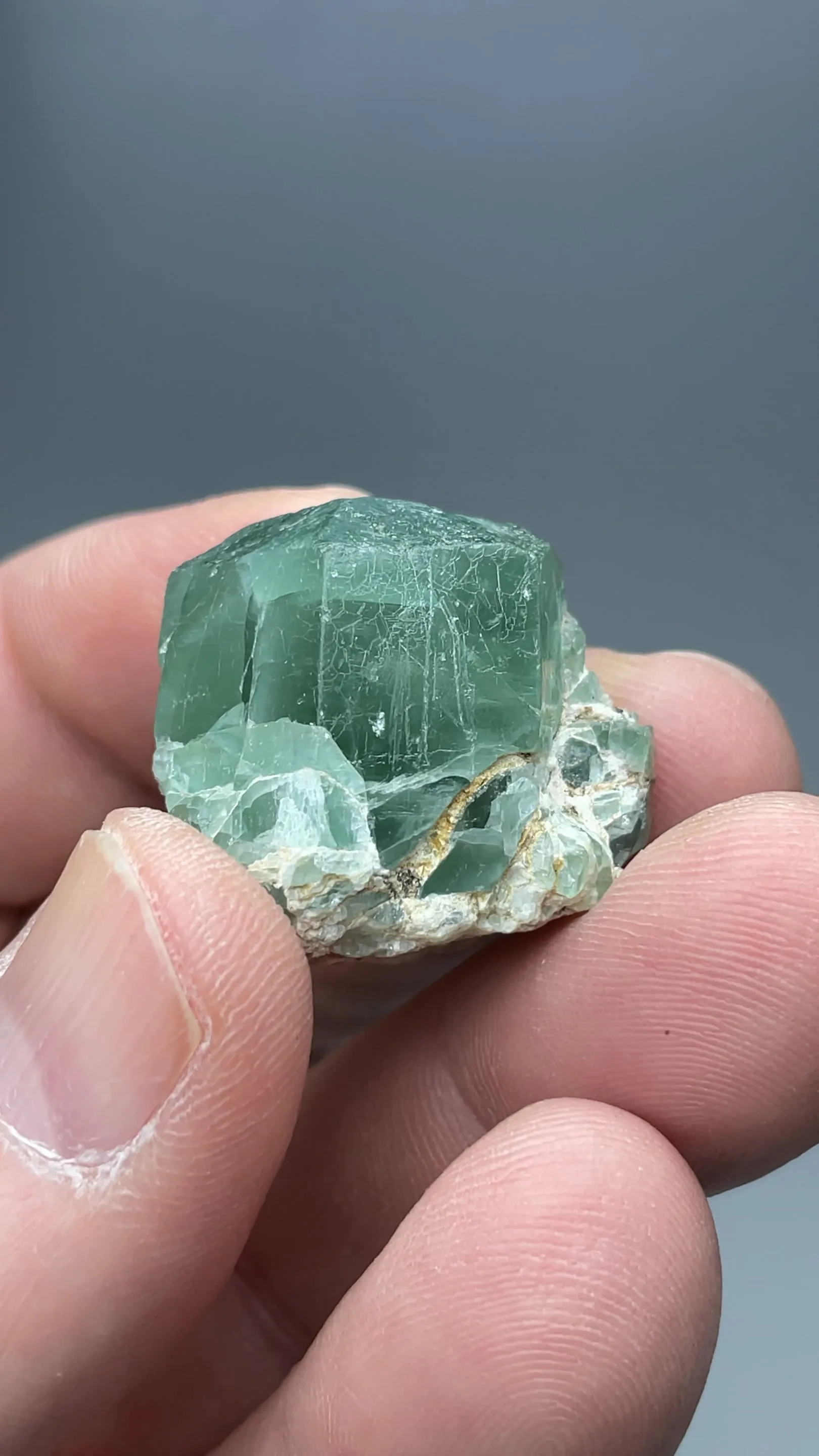 Fluorapatite - image 2