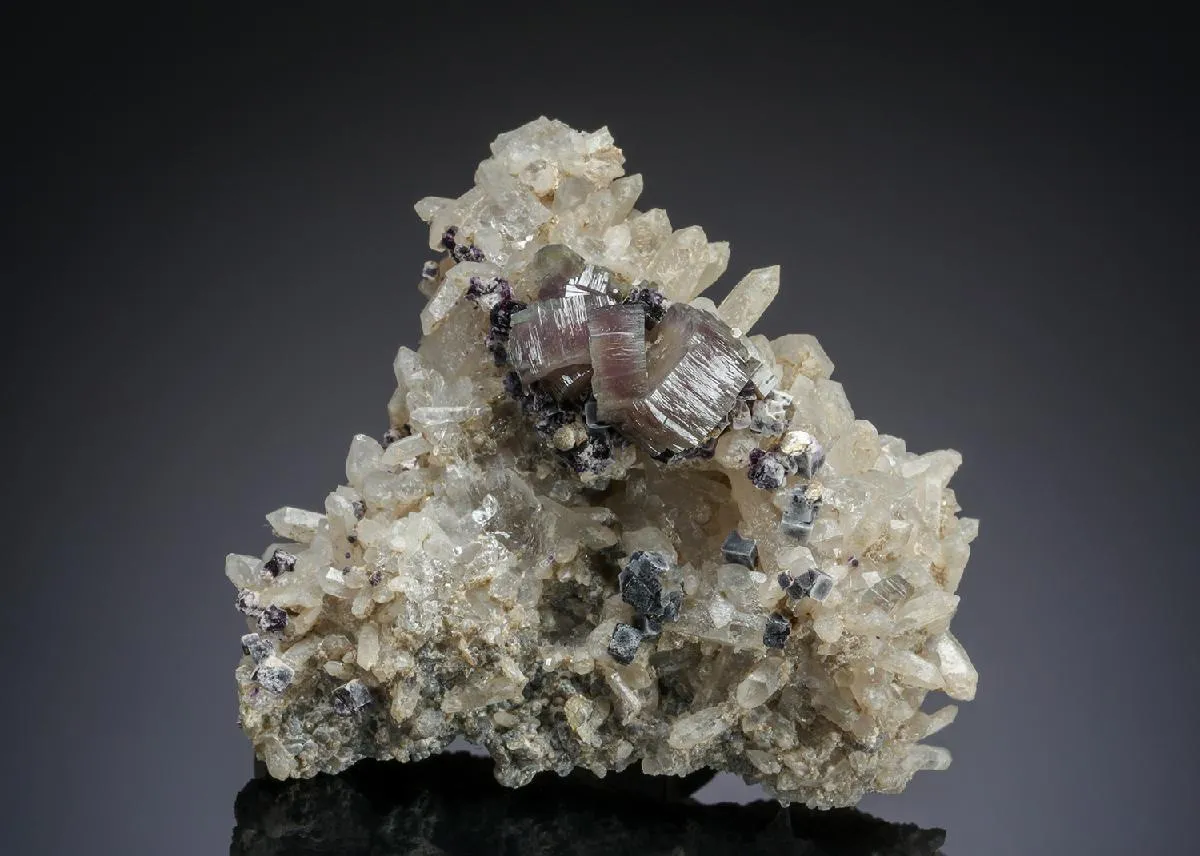 Fluorapatite - image 1
