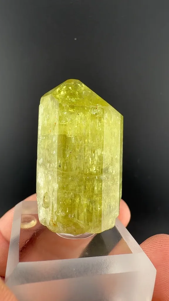 Fluorapatite - image 2
