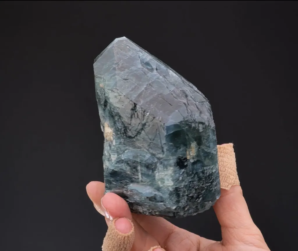 Fluorapatite - image 2