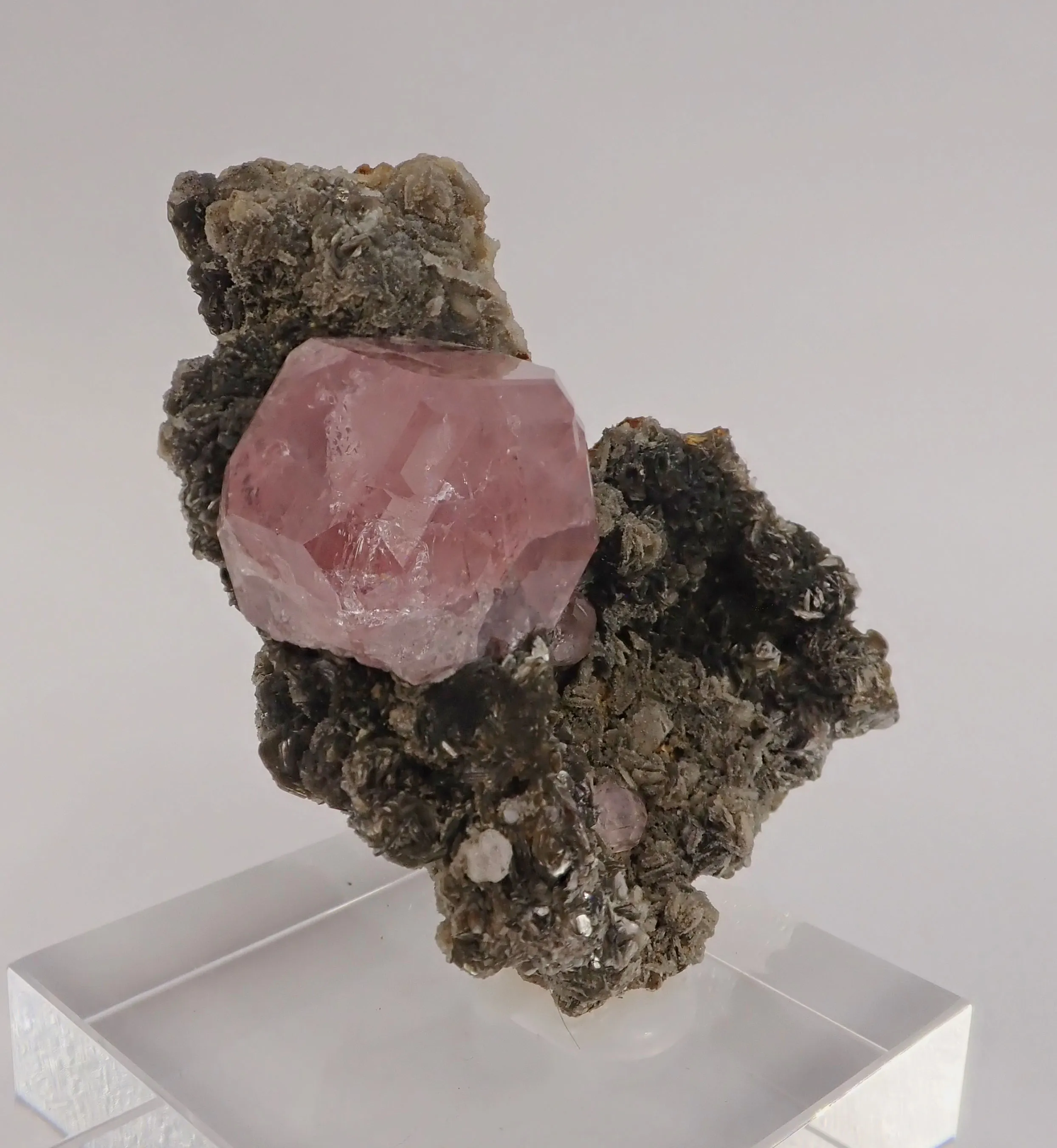 Fluorapatite - image 5