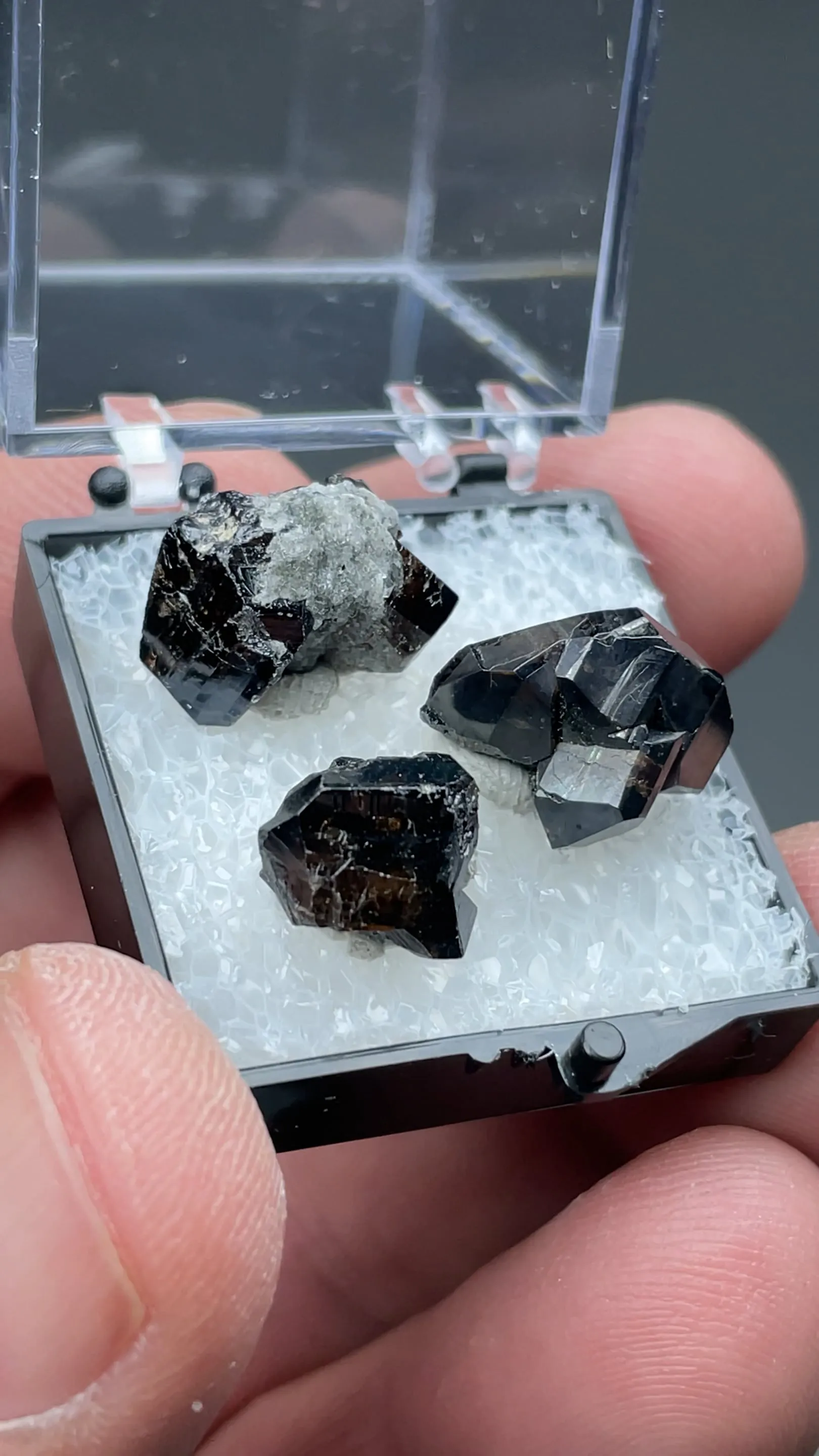 Fluorapatite - image 2