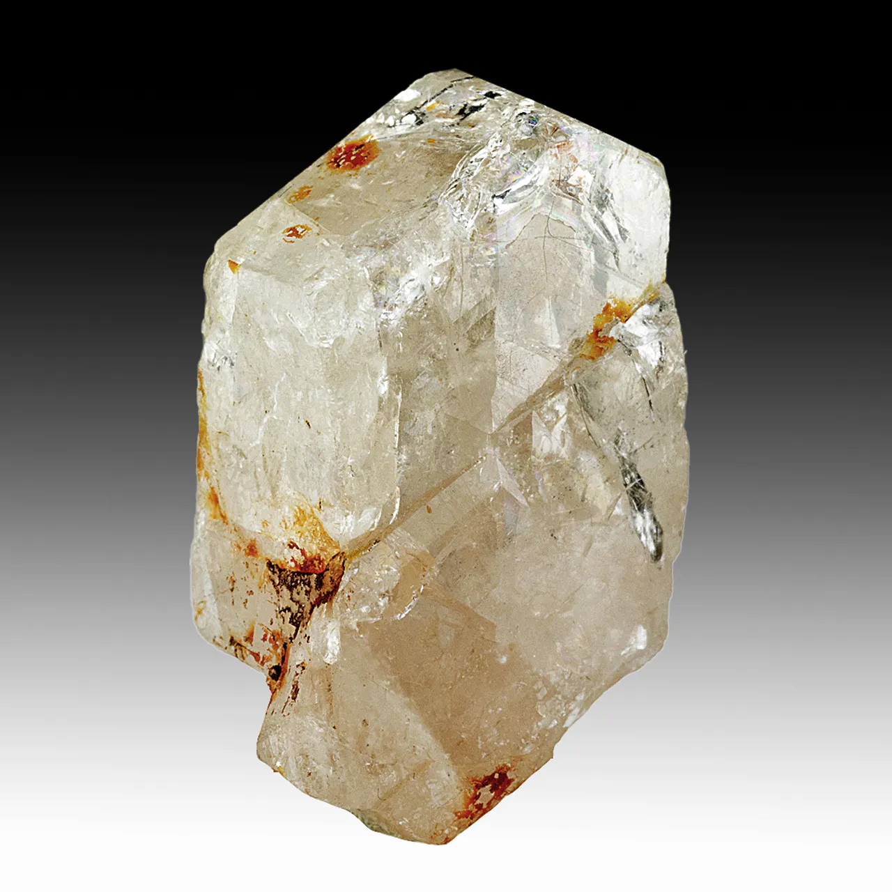 Fluorapatite - image 1