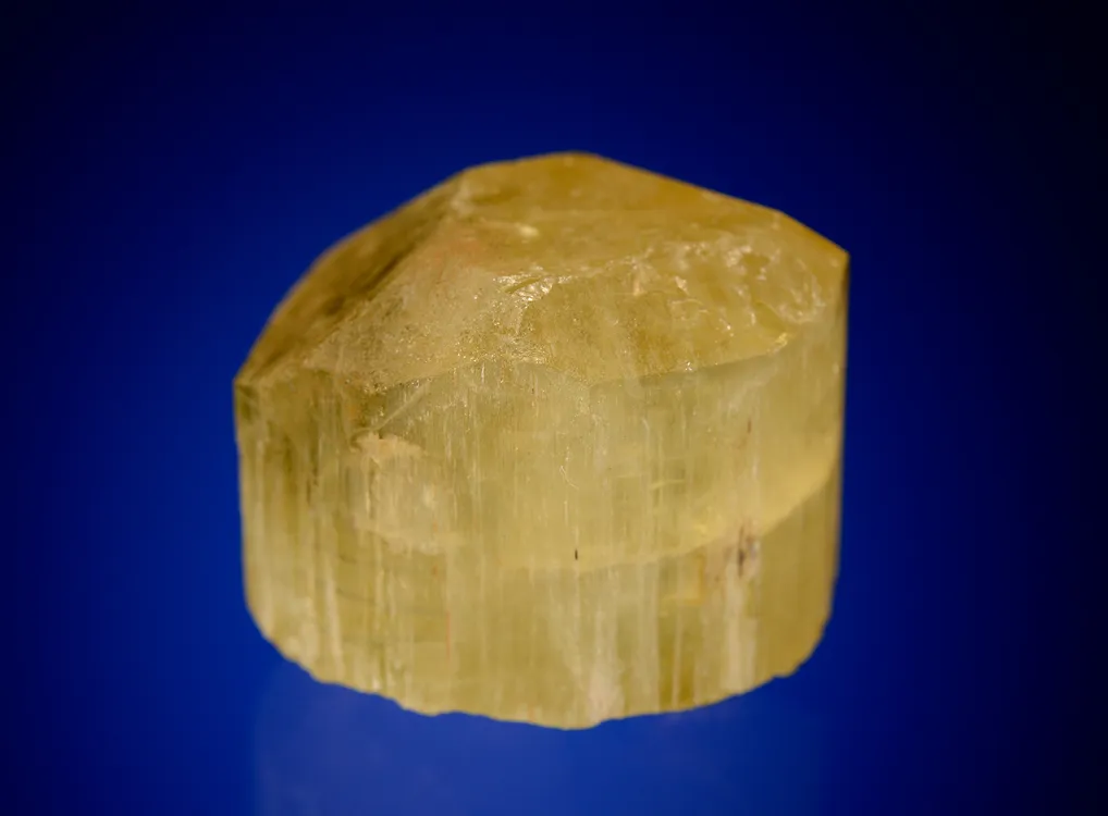 Fluorapatite - image 3