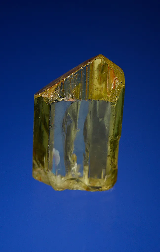 Fluorapatite - image 3