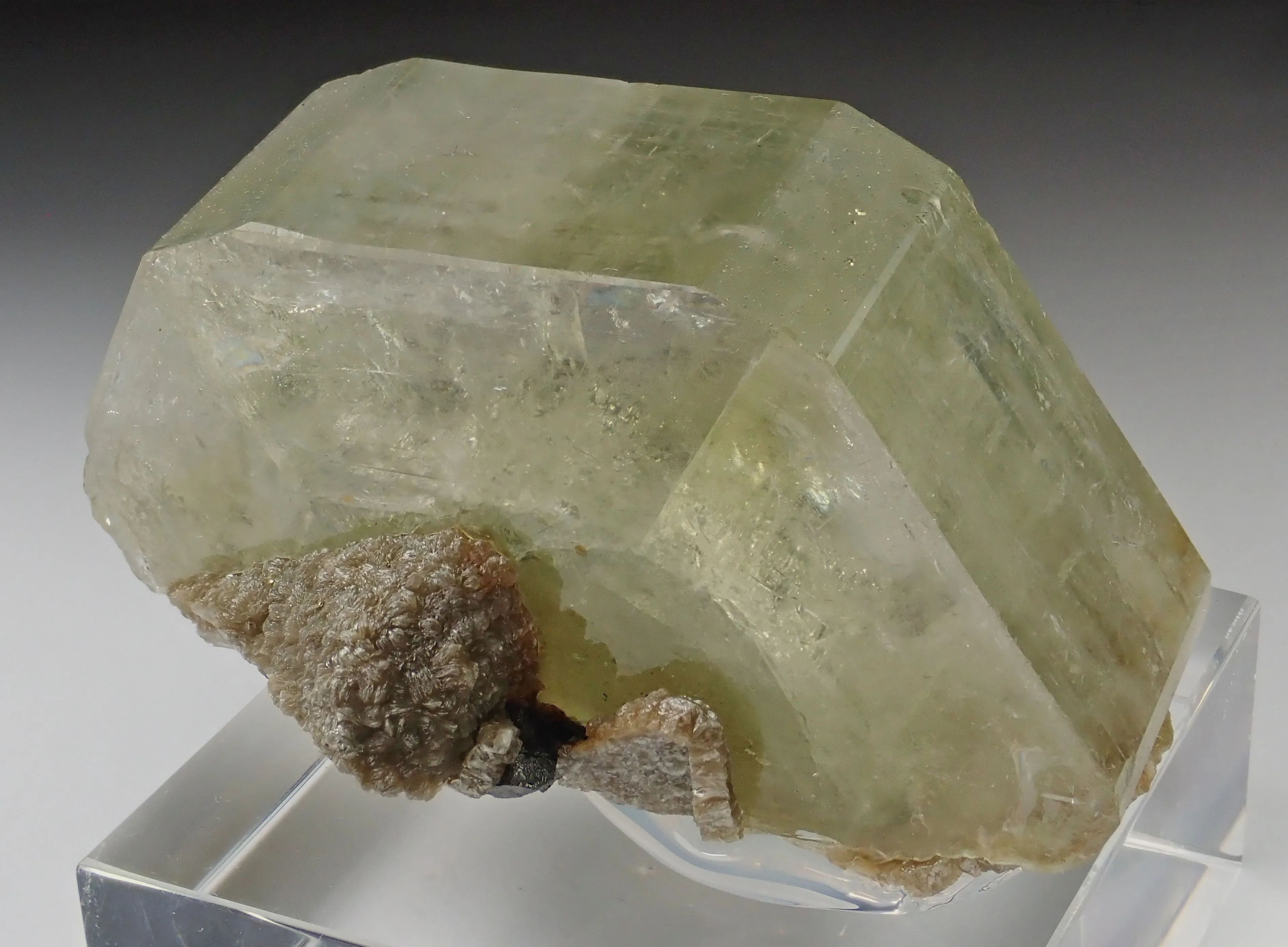 Fluorapatite - image 3