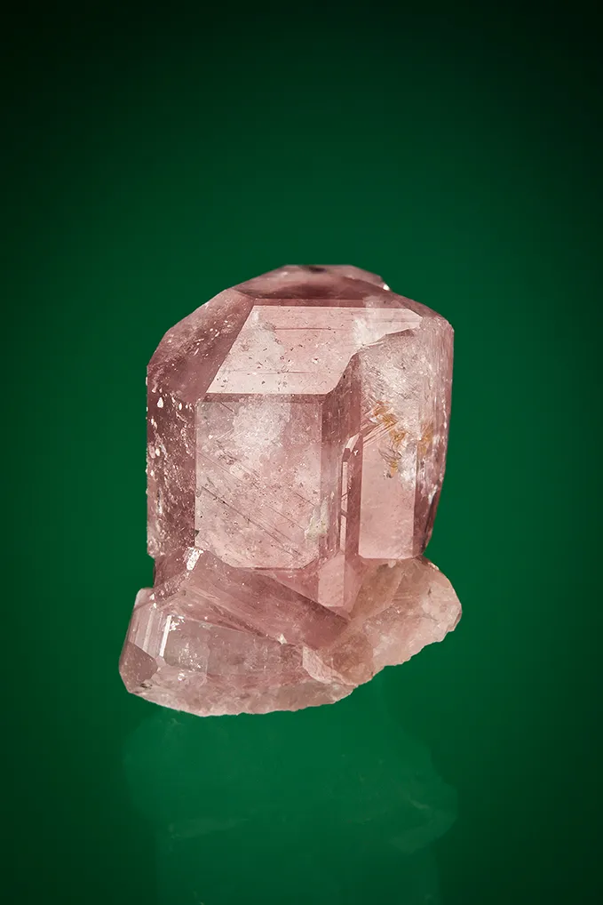 Fluorapatite image