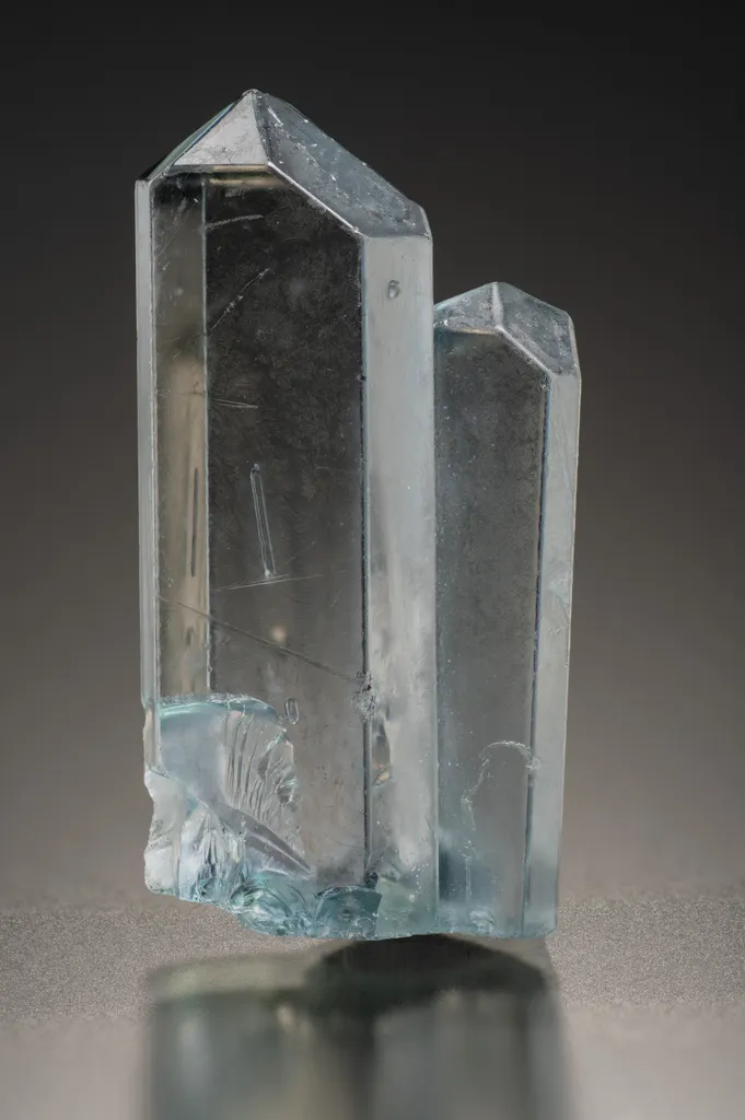 Fluorapatite