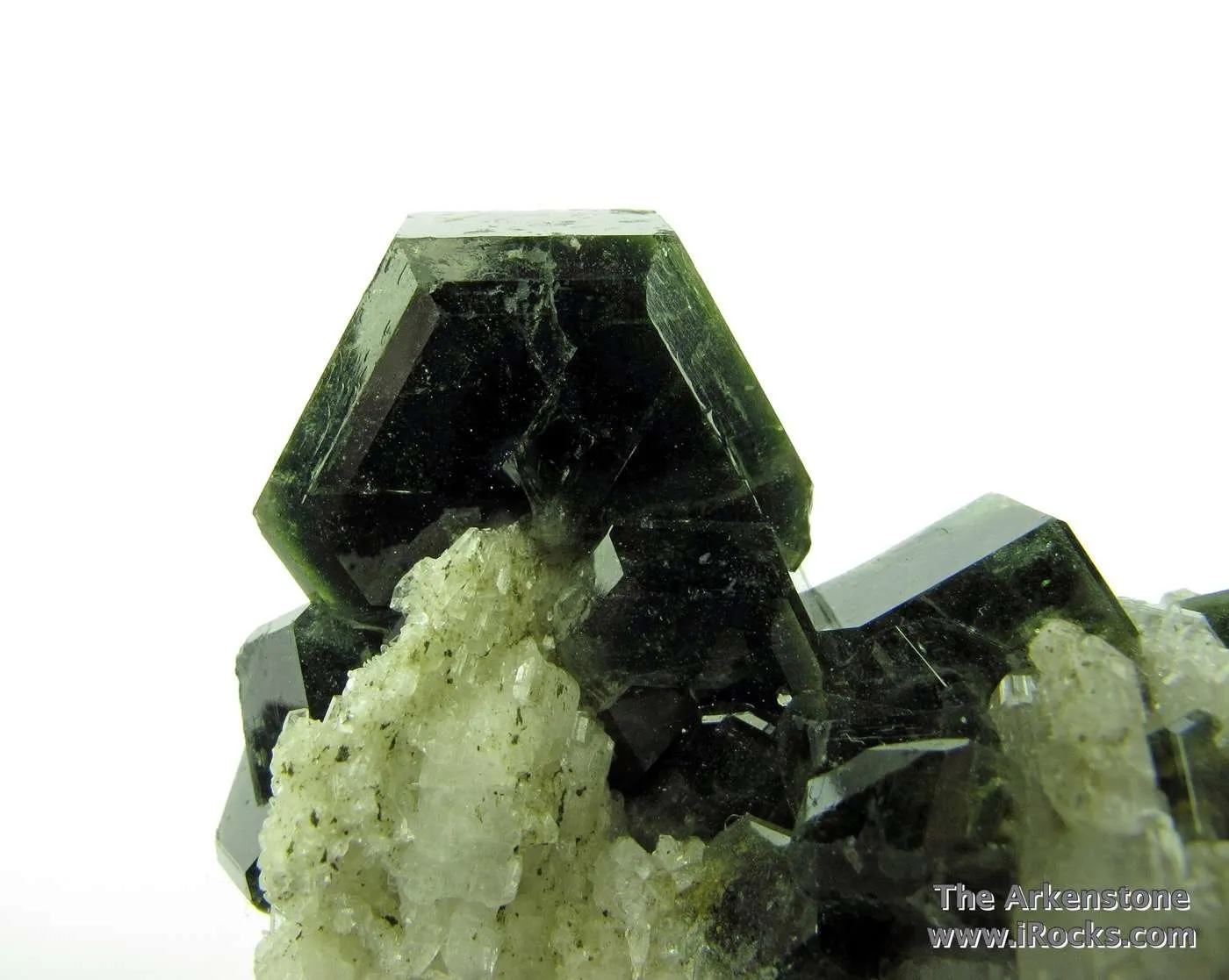 Fluorapatite (fl) on Albite (fl) - image 6