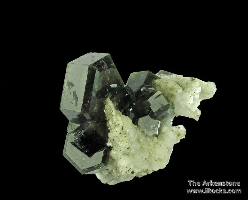 Fluorapatite (fl) on Albite (fl) - image 4