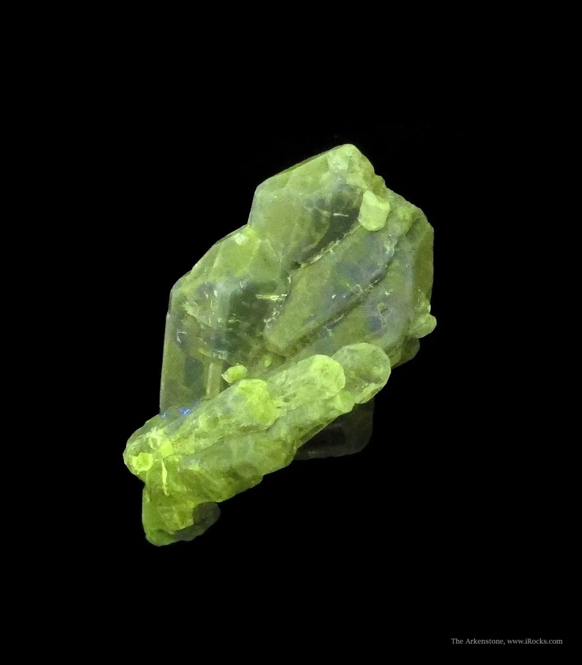 Fluorapatite (fluorescent) - image 7