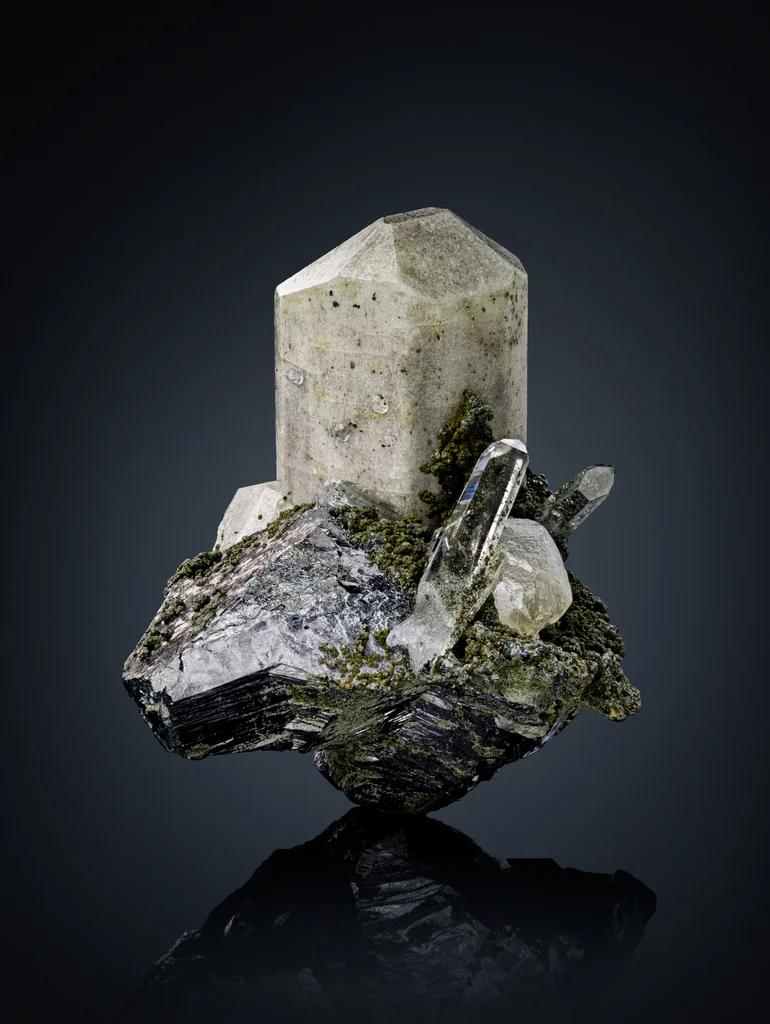 Fluorapatite from Dashkesan Co-Fe deposit, Dashkasan District, Azerbaijan image