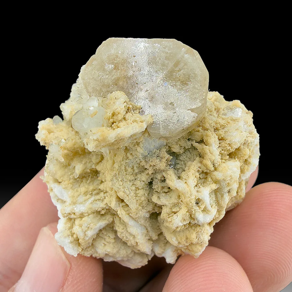 Fluorapatite from Gilgit-Baltistan, Pakistan - image 1