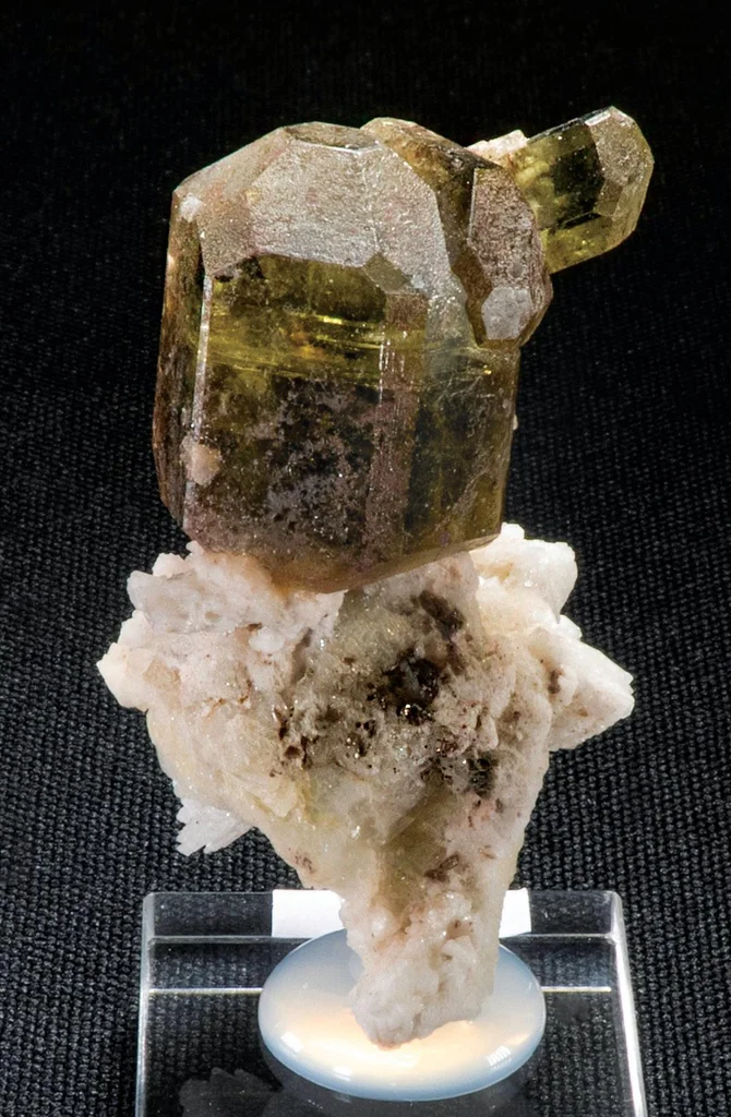 Fluorapatite from Medina, Minas Gerais, Brazil image